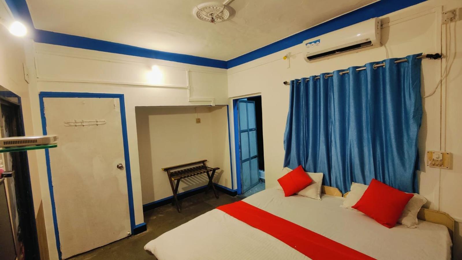 Muktai Nest Hotel Alibag Bagian luar foto
